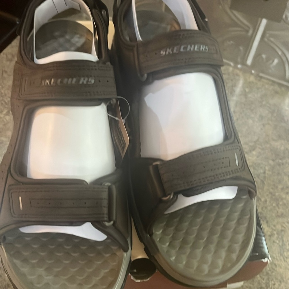 Vegan Skechers Relaxed fit with luxe foam. Velcro straps . Sz 12. NIB!!